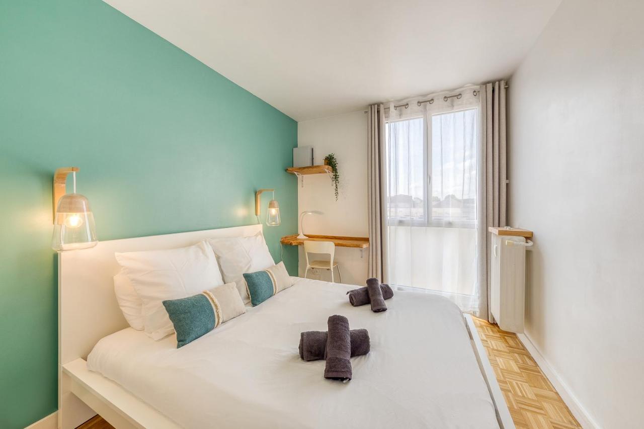 Blue Dream - Rer B&C - Netflix / Disney+/ Easy Check-In Massy  Buitenkant foto