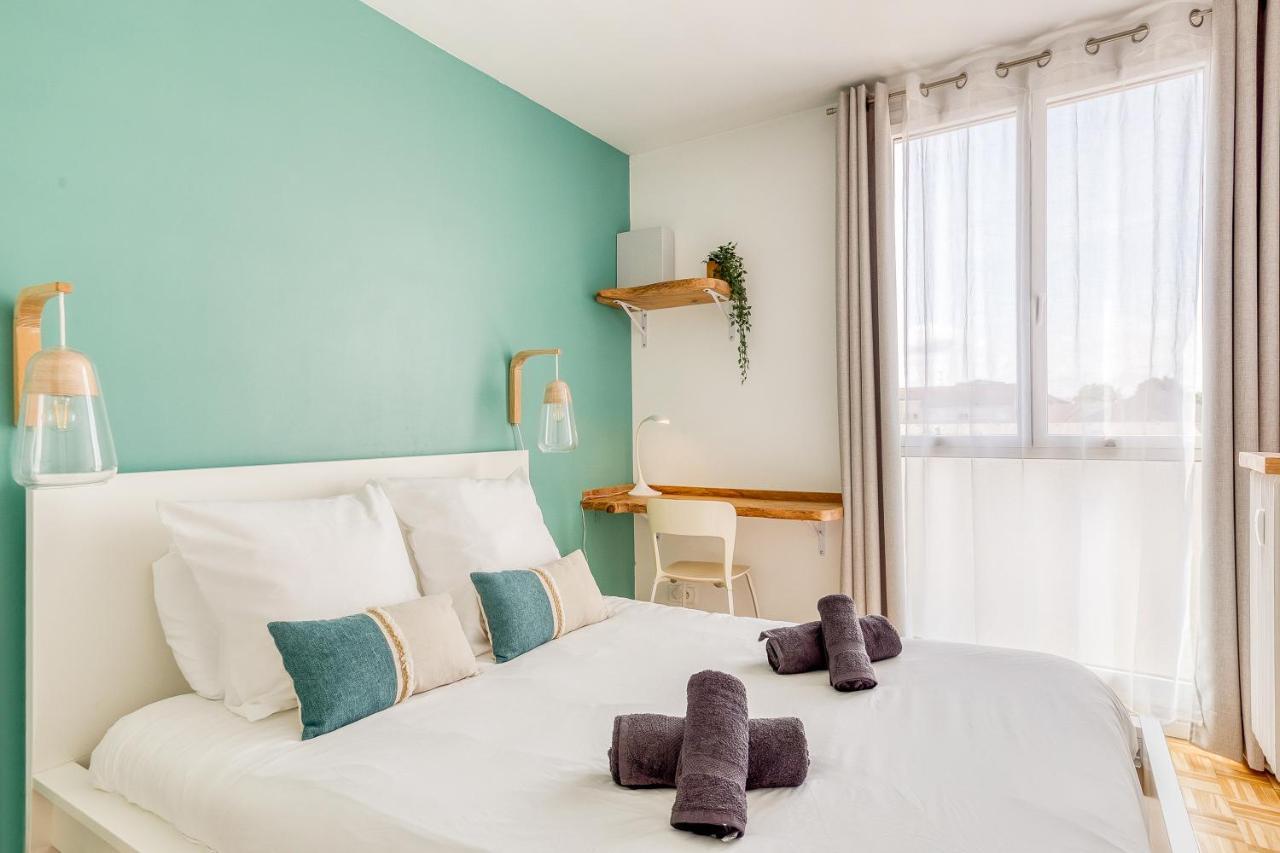 Blue Dream - Rer B&C - Netflix / Disney+/ Easy Check-In Massy  Buitenkant foto