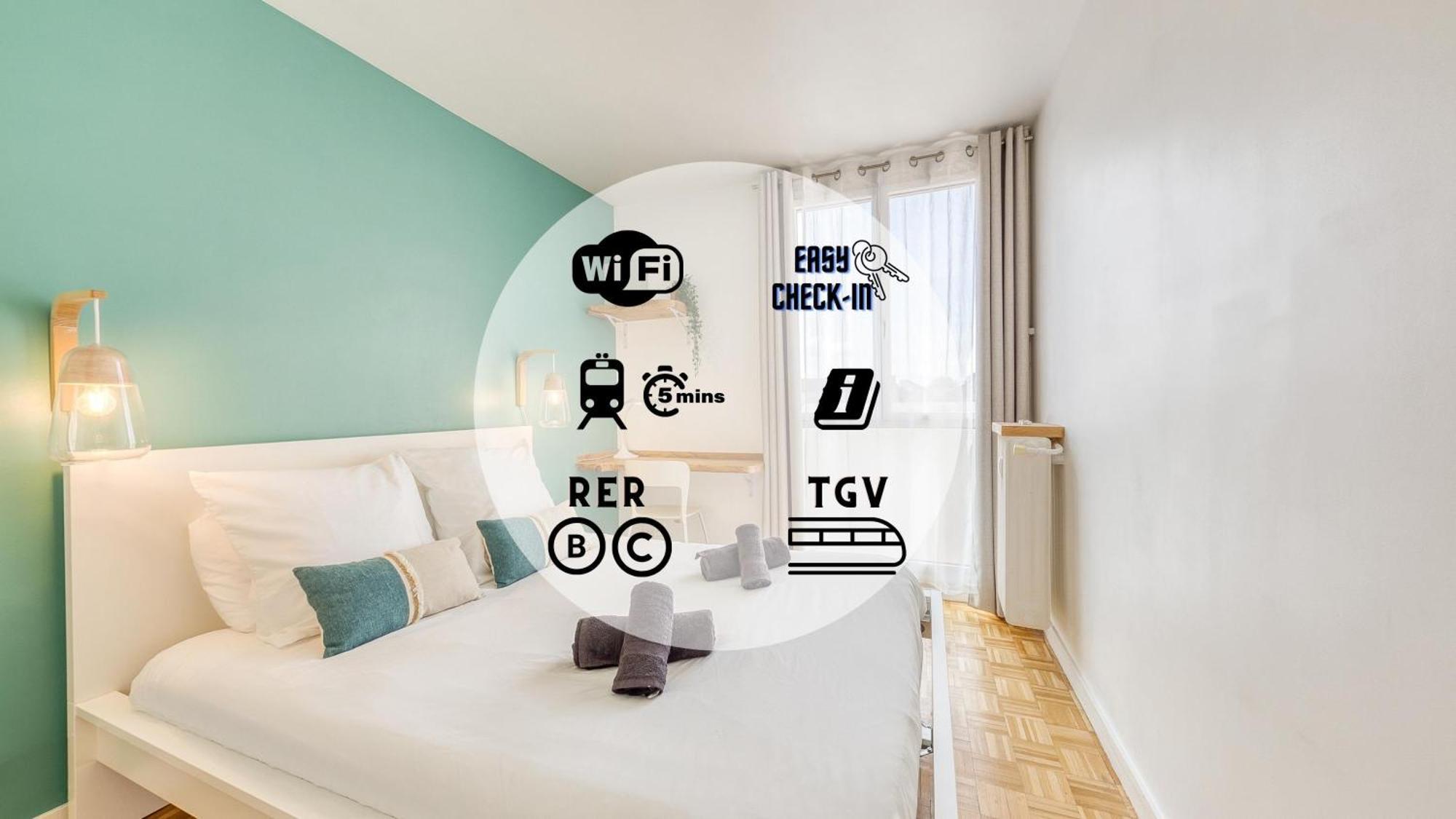 Blue Dream - Rer B&C - Netflix / Disney+/ Easy Check-In Massy  Buitenkant foto